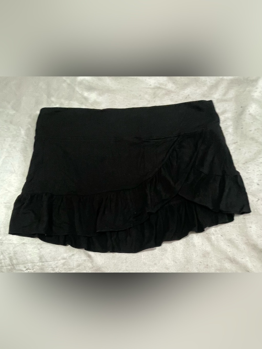 Ingear Black Ruffled Mini Skirt